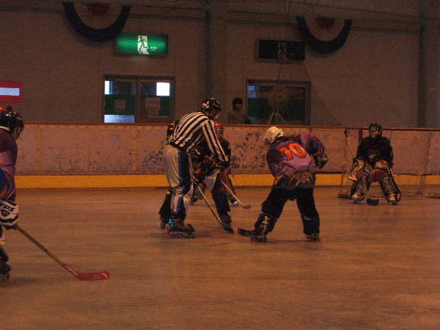 ���̉摜�̒��쌠��
Hiroshima Inline Hockey League(HIHL)�ɂ���܂��B�摜�f�[�^�̖��f�]�p�͌ł����f��\���グ�܂��B