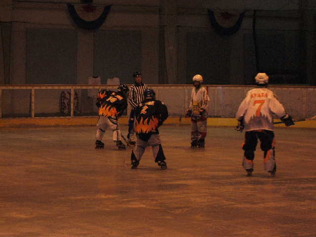 ���̉摜�̒��쌠��
Hiroshima Inline Hockey League(HIHL)�ɂ���܂��B�摜�f�[�^�̖��f�]�p�͌ł����f��\���グ�܂��B