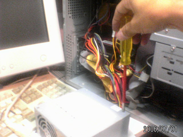 ���̉摜�̒��쌠��
Hiroshima Inline Hockey League(HIHL)�ɂ���܂��B�摜�f�[�^�̖��f�]�p�͌ł����f��\���グ�܂��B