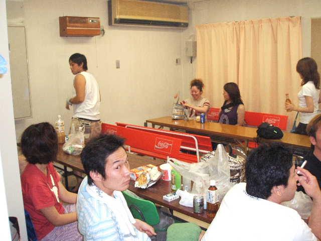 ���̉摜�̒��쌠��
Hiroshima Inline Hockey League(HIHL)�ɂ���܂��B�摜�f�[�^�̖��f�]�p�͌ł����f��\���グ�܂��B