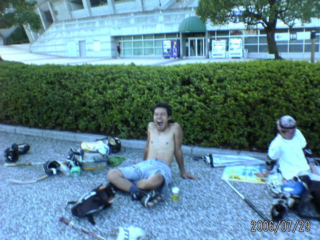 ���̉摜�̒��쌠��
Hiroshima Inline Hockey League(HIHL)�ɂ���܂��B�摜�f�[�^�̖��f�]�p�͌ł����f��\���グ�܂��B