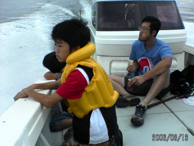 ���̉摜�̒��쌠��
Hiroshima Inline Hockey League(HIHL)�ɂ���܂��B�摜�f�[�^�̖��f�]�p�͌ł����f��\���グ�܂��B