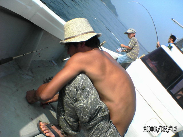 ���̉摜�̒��쌠��
Hiroshima Inline Hockey League(HIHL)�ɂ���܂��B�摜�f�[�^�̖��f�]�p�͌ł����f��\���グ�܂��B