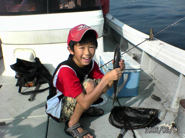 ���̉摜�̒��쌠��
Hiroshima Inline Hockey League(HIHL)�ɂ���܂��B�摜�f�[�^�̖��f�]�p�͌ł����f��\���グ�܂��B