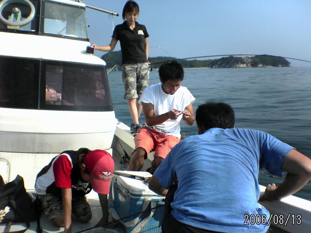 ���̉摜�̒��쌠��
Hiroshima Inline Hockey League(HIHL)�ɂ���܂��B�摜�f�[�^�̖��f�]�p�͌ł����f��\���グ�܂��B