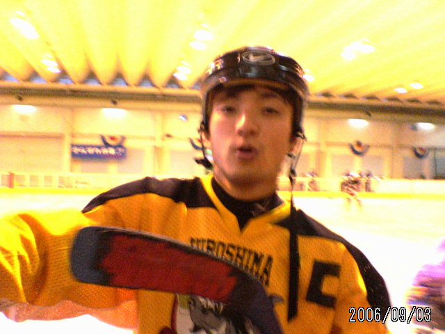 ���̉摜�̒��쌠��
Hiroshima Inline Hockey League(HIHL)�ɂ���܂��B�摜�f�[�^�̖��f�]�p�͌ł����f��\���グ�܂��B
