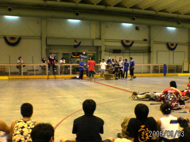 ���̉摜�̒��쌠��
Hiroshima Inline Hockey League(HIHL)�ɂ���܂��B�摜�f�[�^�̖��f�]�p�͌ł����f��\���グ�܂��B