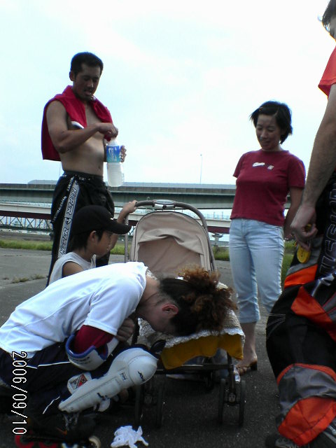 ���̉摜�̒��쌠��
Hiroshima Inline Hockey League(HIHL)�ɂ���܂��B�摜�f�[�^�̖��f�]�p�͌ł����f��\���グ�܂��B