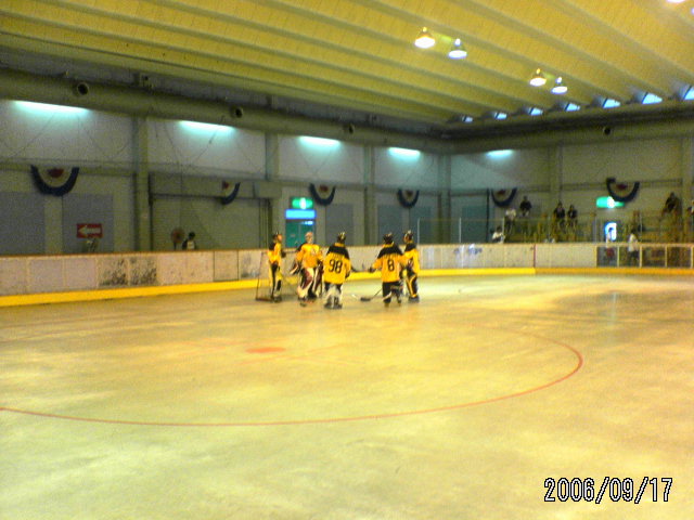 ���̉摜�̒��쌠��
Hiroshima Inline Hockey League(HIHL)�ɂ���܂��B�摜�f�[�^�̖��f�]�p�͌ł����f��\���グ�܂��B