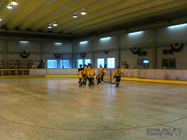 ���̉摜�̒��쌠��
Hiroshima Inline Hockey League(HIHL)�ɂ���܂��B�摜�f�[�^�̖��f�]�p�͌ł����f��\���グ�܂��B