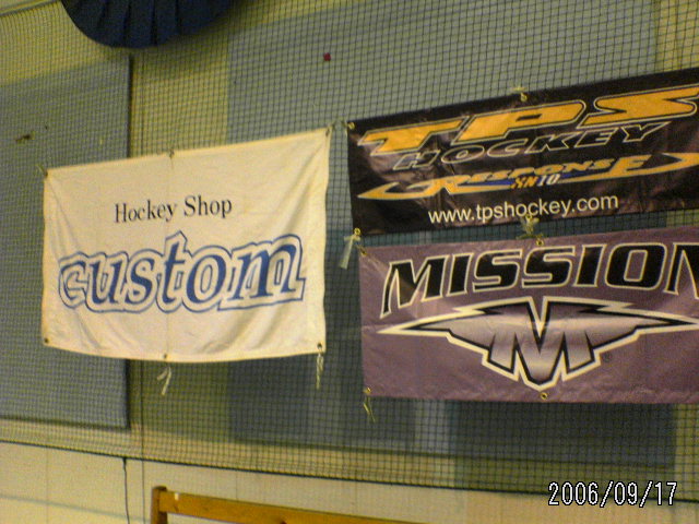 ���̉摜�̒��쌠��
Hiroshima Inline Hockey League(HIHL)�ɂ���܂��B�摜�f�[�^�̖��f�]�p�͌ł����f��\���グ�܂��B