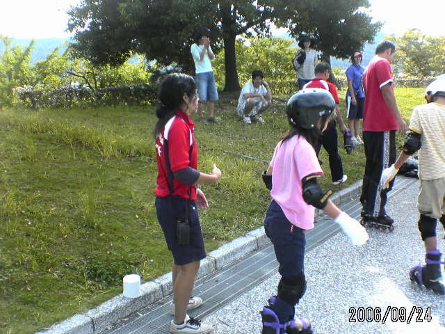 ���̉摜�̒��쌠��
Hiroshima Inline Hockey League(HIHL)�ɂ���܂��B�摜�f�[�^�̖��f�]�p�͌ł����f��\���グ�܂��B