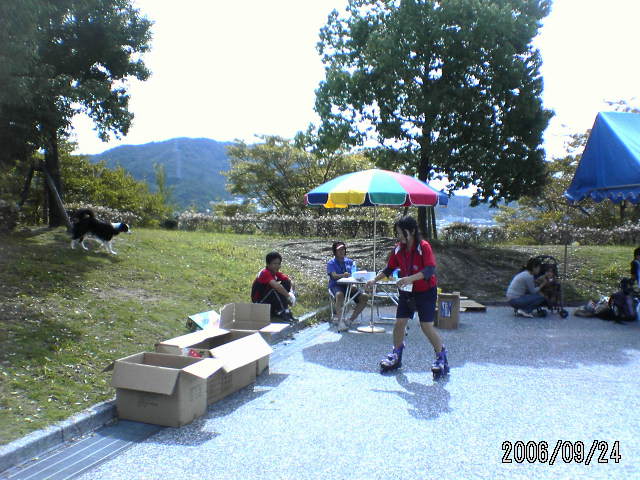 ���̉摜�̒��쌠��
Hiroshima Inline Hockey League(HIHL)�ɂ���܂��B�摜�f�[�^�̖��f�]�p�͌ł����f��\���グ�܂��B