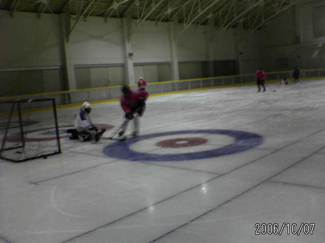 ���̉摜�̒��쌠��
Hiroshima Inline Hockey League(HIHL)�ɂ���܂��B�摜�f�[�^�̖��f�]�p�͌ł����f��\���グ�܂��B