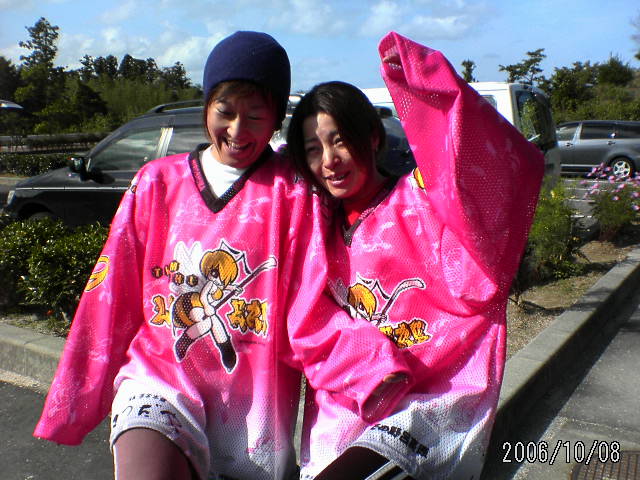 ���̉摜�̒��쌠��
Hiroshima Inline Hockey League(HIHL)�ɂ���܂��B�摜�f�[�^�̖��f�]�p�͌ł����f��\���グ�܂��B