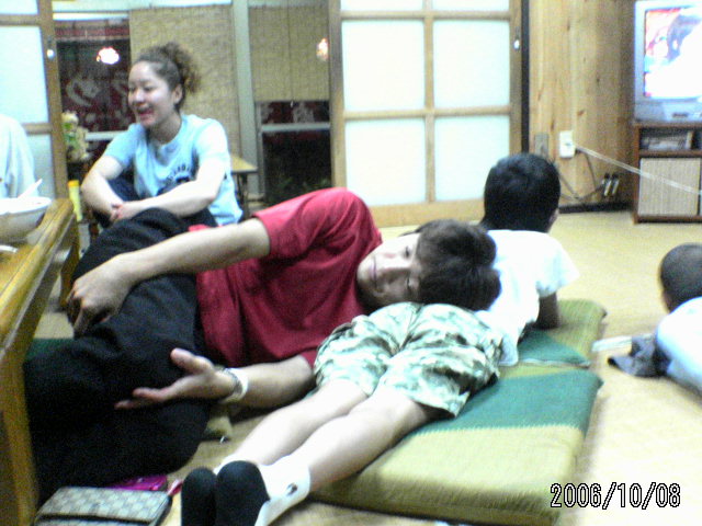 ���̉摜�̒��쌠��
Hiroshima Inline Hockey League(HIHL)�ɂ���܂��B�摜�f�[�^�̖��f�]�p�͌ł����f��\���グ�܂��B