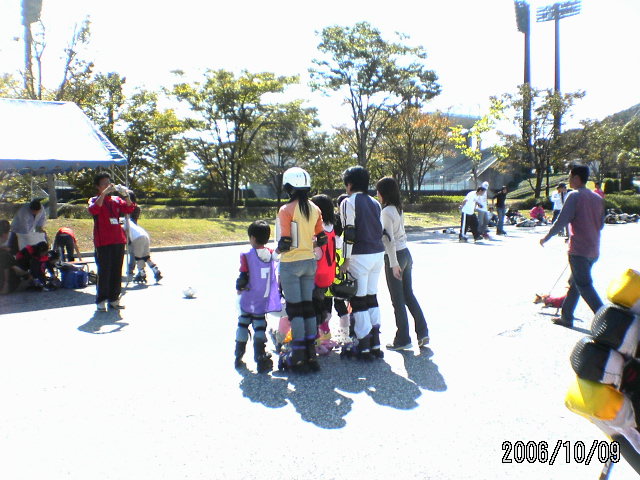 ���̉摜�̒��쌠��
Hiroshima Inline Hockey League(HIHL)�ɂ���܂��B�摜�f�[�^�̖��f�]�p�͌ł����f��\���グ�܂��B