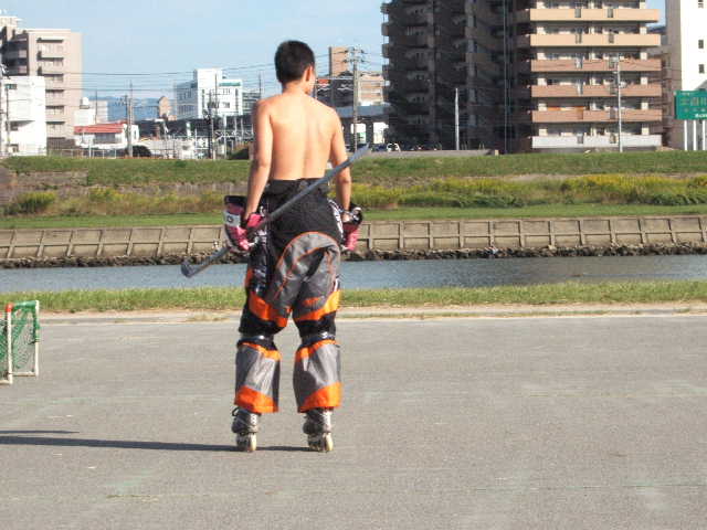 ���̉摜�̒��쌠��
Hiroshima Inline Hockey League(HIHL)�ɂ���܂��B�摜�f�[�^�̖��f�]�p�͌ł����f��\���グ�܂��B