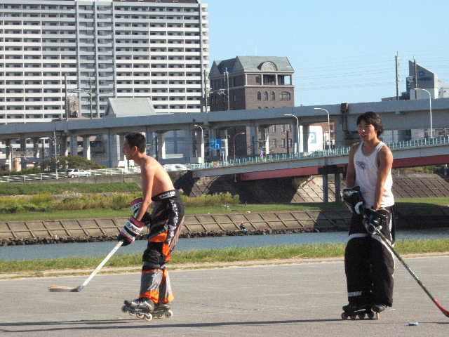���̉摜�̒��쌠��
Hiroshima Inline Hockey League(HIHL)�ɂ���܂��B�摜�f�[�^�̖��f�]�p�͌ł����f��\���グ�܂��B