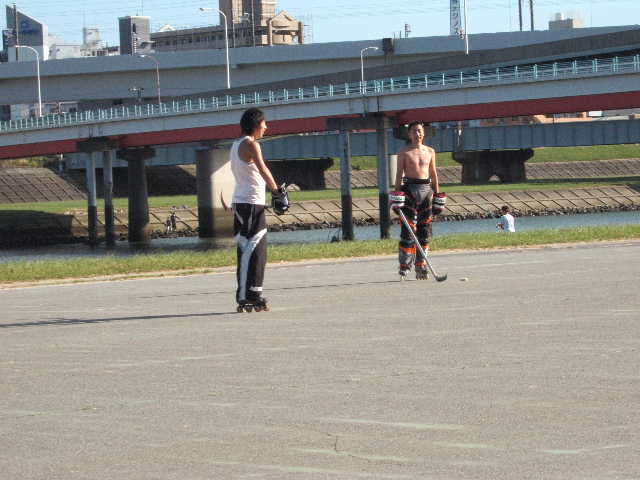 ���̉摜�̒��쌠��
Hiroshima Inline Hockey League(HIHL)�ɂ���܂��B�摜�f�[�^�̖��f�]�p�͌ł����f��\���グ�܂��B