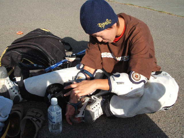 ���̉摜�̒��쌠��
Hiroshima Inline Hockey League(HIHL)�ɂ���܂��B�摜�f�[�^�̖��f�]�p�͌ł����f��\���グ�܂��B