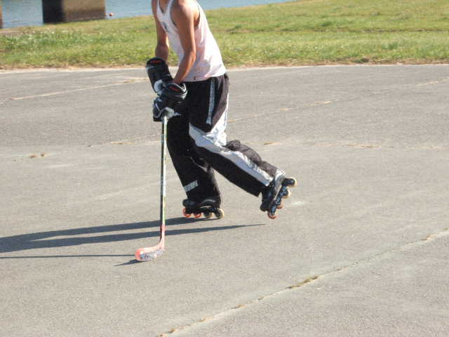 ���̉摜�̒��쌠��
Hiroshima Inline Hockey League(HIHL)�ɂ���܂��B�摜�f�[�^�̖��f�]�p�͌ł����f��\���グ�܂��B