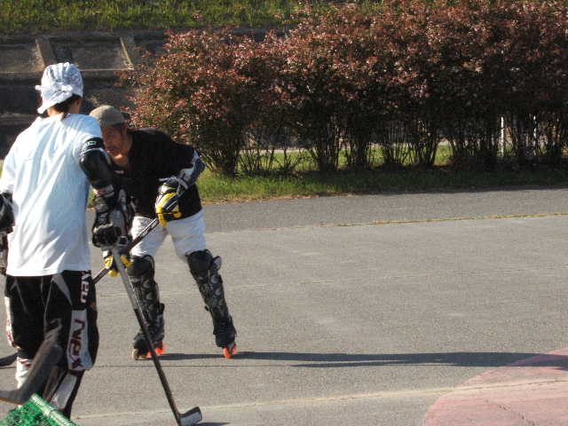 ���̉摜�̒��쌠��
Hiroshima Inline Hockey League(HIHL)�ɂ���܂��B�摜�f�[�^�̖��f�]�p�͌ł����f��\���グ�܂��B