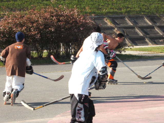 ���̉摜�̒��쌠��
Hiroshima Inline Hockey League(HIHL)�ɂ���܂��B�摜�f�[�^�̖��f�]�p�͌ł����f��\���グ�܂��B