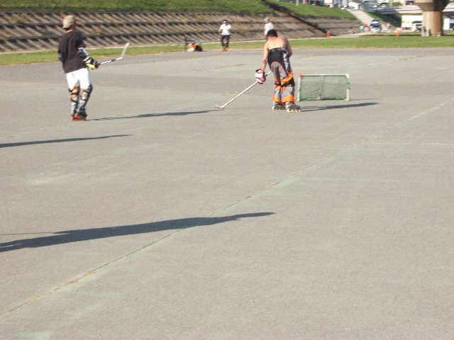 ���̉摜�̒��쌠��
Hiroshima Inline Hockey League(HIHL)�ɂ���܂��B�摜�f�[�^�̖��f�]�p�͌ł����f��\���グ�܂��B