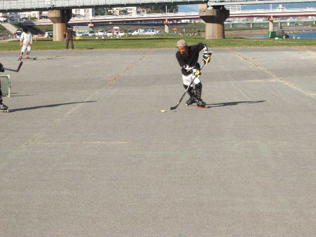 ���̉摜�̒��쌠��
Hiroshima Inline Hockey League(HIHL)�ɂ���܂��B�摜�f�[�^�̖��f�]�p�͌ł����f��\���グ�܂��B