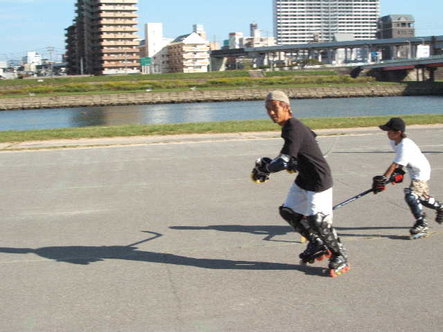 ���̉摜�̒��쌠��
Hiroshima Inline Hockey League(HIHL)�ɂ���܂��B�摜�f�[�^�̖��f�]�p�͌ł����f��\���グ�܂��B