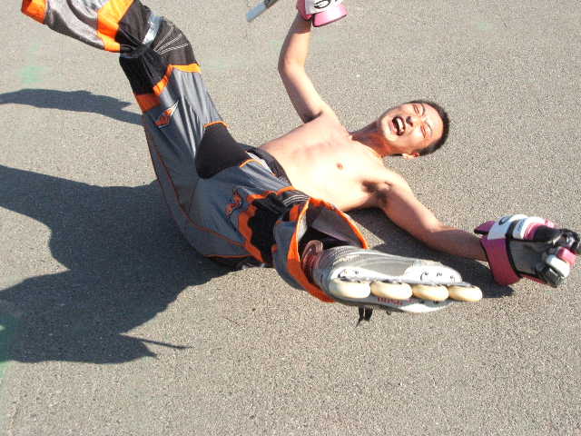 ���̉摜�̒��쌠��
Hiroshima Inline Hockey League(HIHL)�ɂ���܂��B�摜�f�[�^�̖��f�]�p�͌ł����f��\���グ�܂��B