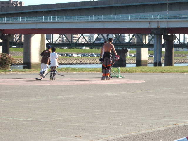 ���̉摜�̒��쌠��
Hiroshima Inline Hockey League(HIHL)�ɂ���܂��B�摜�f�[�^�̖��f�]�p�͌ł����f��\���グ�܂��B