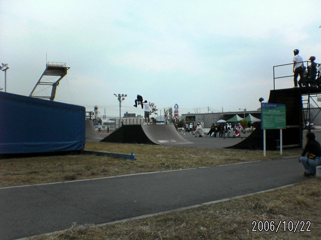 ���̉摜�̒��쌠��
Hiroshima Inline Hockey League(HIHL)�ɂ���܂��B�摜�f�[�^�̖��f�]�p�͌ł����f��\���グ�܂��B