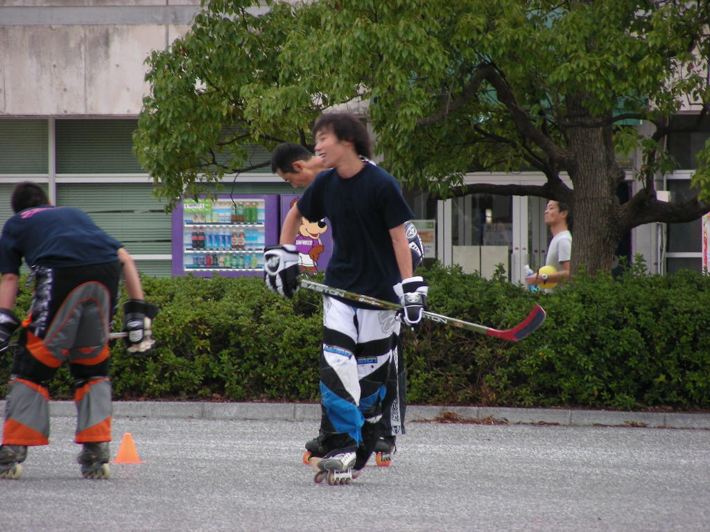 ���̉摜�̒��쌠��
Hiroshima Inline Hockey League(HIHL)�ɂ���܂��B�摜�f�[�^�̖��f�]�p�͌ł����f��\���グ�܂��B