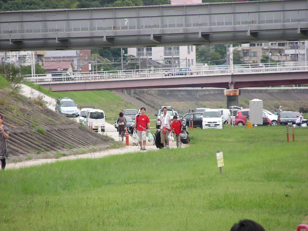 ���̉摜�̒��쌠��
Hiroshima Inline Hockey League(HIHL)�ɂ���܂��B�摜�f�[�^�̖��f�]�p�͌ł����f��\���グ�܂��B