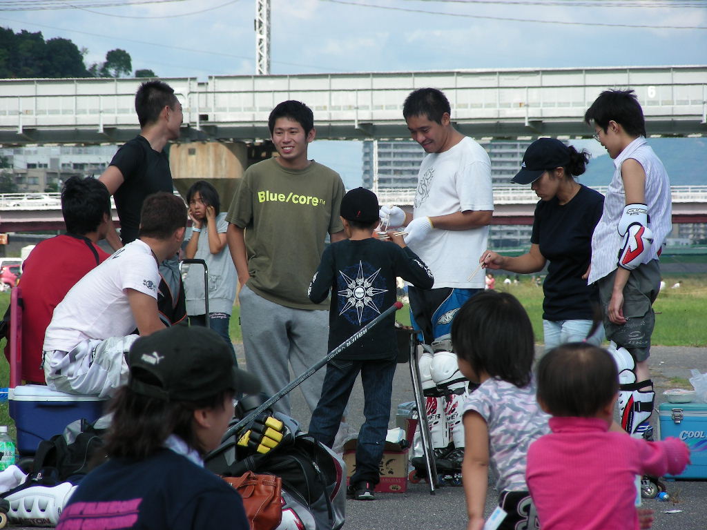 ���̉摜�̒��쌠��
Hiroshima Inline Hockey League(HIHL)�ɂ���܂��B�摜�f�[�^�̖��f�]�p�͌ł����f��\���グ�܂��B