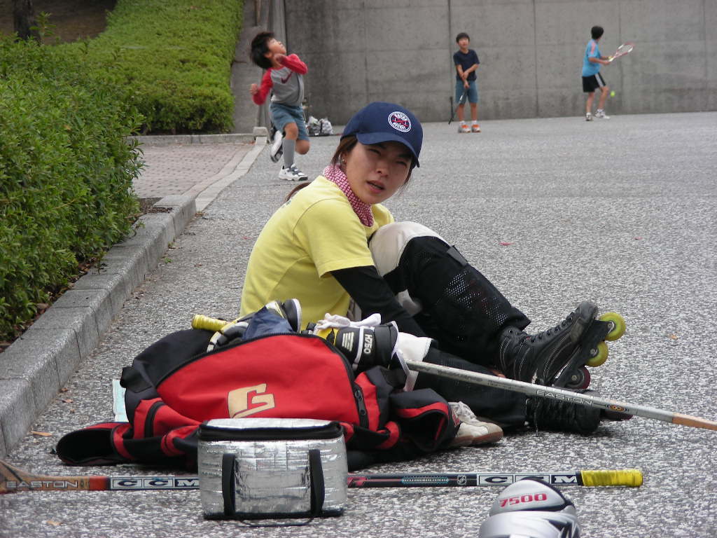 ���̉摜�̒��쌠��
Hiroshima Inline Hockey League(HIHL)�ɂ���܂��B�摜�f�[�^�̖��f�]�p�͌ł����f��\���グ�܂��B