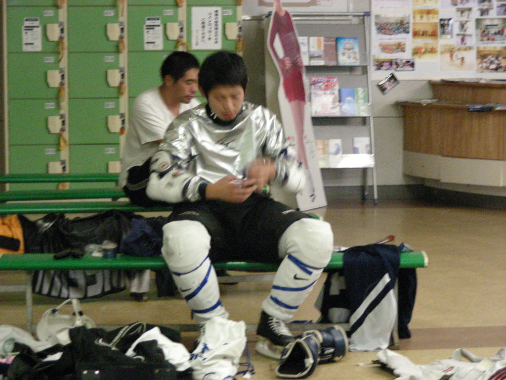 ���̉摜�̒��쌠��
Hiroshima Inline Hockey League(HIHL)�ɂ���܂��B�摜�f�[�^�̖��f�]�p�͌ł����f��\���グ�܂��B