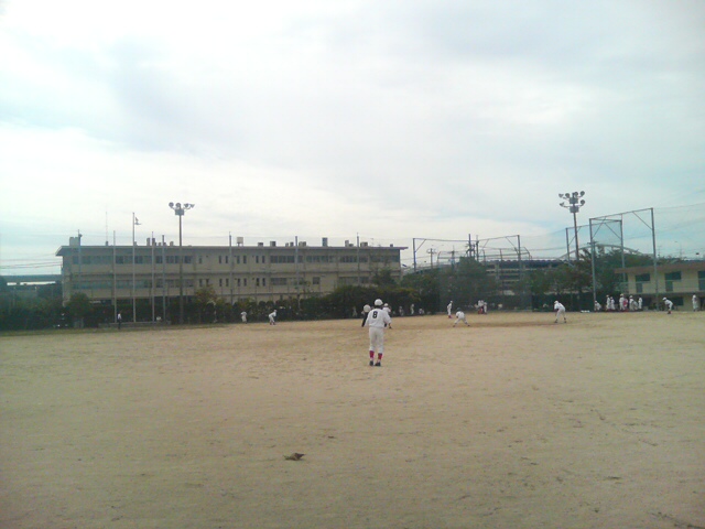 ���̉摜�̒��쌠��
Hiroshima Inline Hockey League(HIHL)�ɂ���܂��B�摜�f�[�^�̖��f�]�p�͌ł����f��\���グ�܂��B