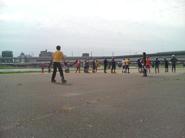 ���̉摜�̒��쌠��
Hiroshima Inline Hockey League(HIHL)�ɂ���܂��B�摜�f�[�^�̖��f�]�p�͌ł����f��\���グ�܂��B