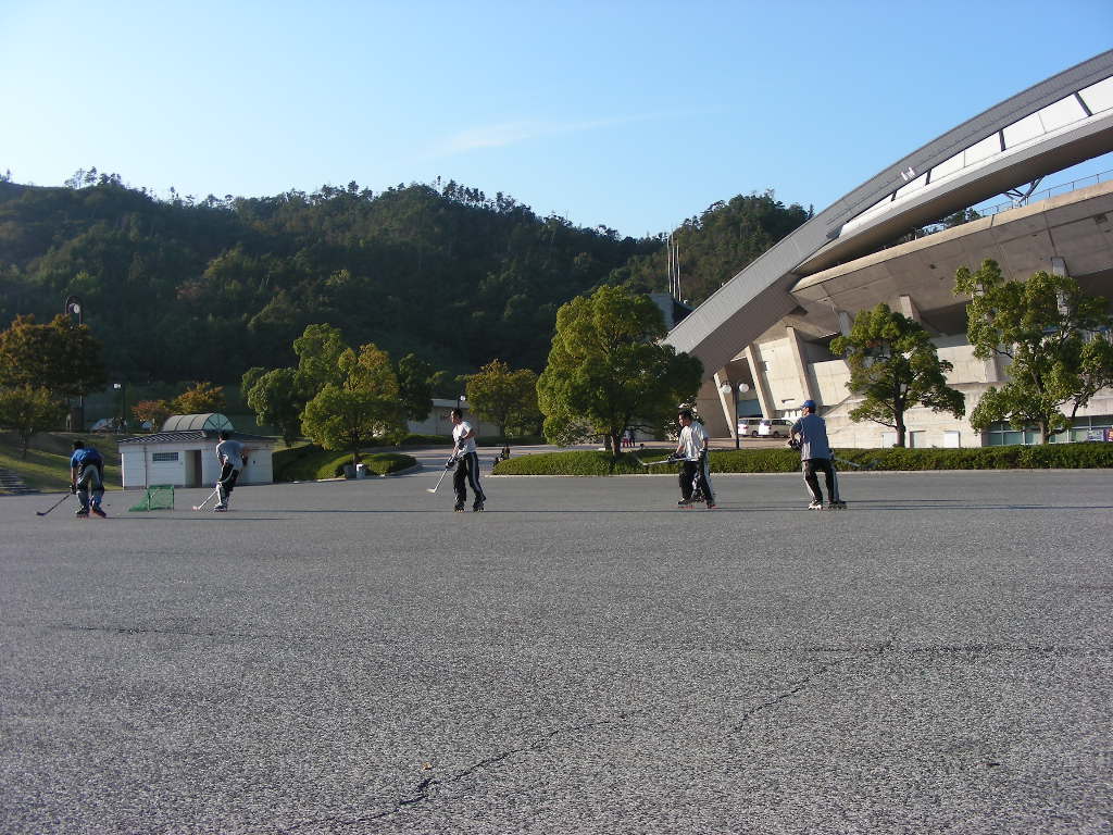 ���̉摜�̒��쌠��
Hiroshima Inline Hockey League(HIHL)�ɂ���܂��B�摜�f�[�^�̖��f�]�p�͌ł����f��\���グ�܂��B