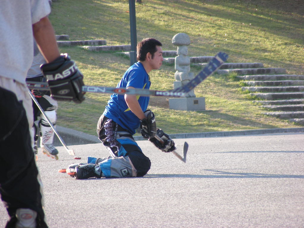 ���̉摜�̒��쌠��
Hiroshima Inline Hockey League(HIHL)�ɂ���܂��B�摜�f�[�^�̖��f�]�p�͌ł����f��\���グ�܂��B