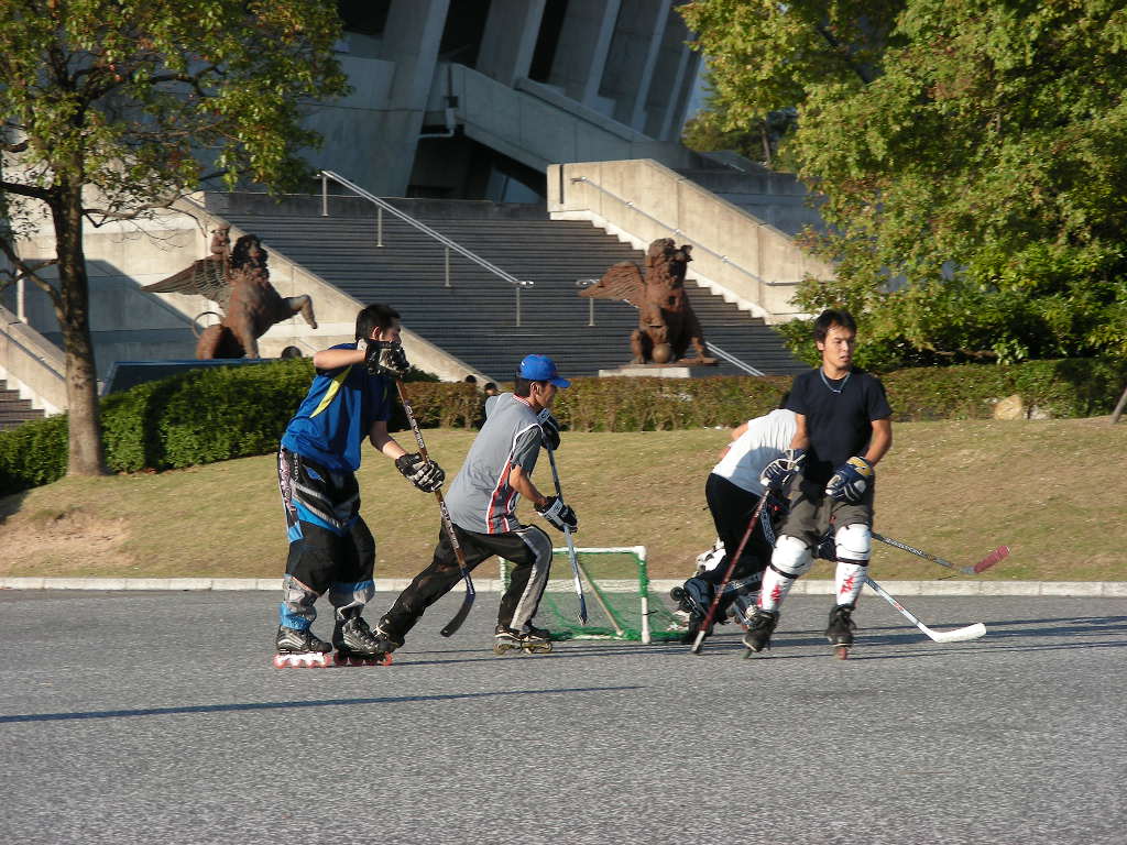 ���̉摜�̒��쌠��
Hiroshima Inline Hockey League(HIHL)�ɂ���܂��B�摜�f�[�^�̖��f�]�p�͌ł����f��\���グ�܂��B