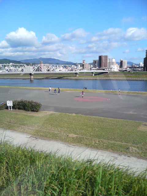 ���̉摜�̒��쌠��
Hiroshima Inline Hockey League(HIHL)�ɂ���܂��B�摜�f�[�^�̖��f�]�p�͌ł����f��\���グ�܂��B