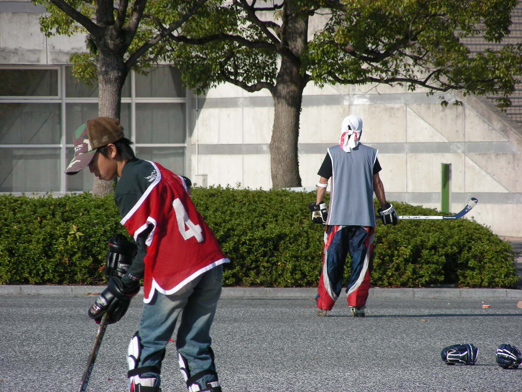 ���̉摜�̒��쌠��
Hiroshima Inline Hockey League(HIHL)�ɂ���܂��B�摜�f�[�^�̖��f�]�p�͌ł����f��\���グ�܂��B