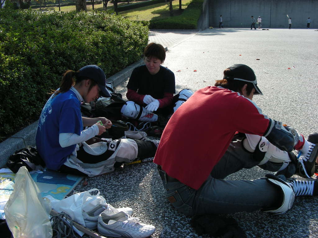 ���̉摜�̒��쌠��
Hiroshima Inline Hockey League(HIHL)�ɂ���܂��B�摜�f�[�^�̖��f�]�p�͌ł����f��\���グ�܂��B