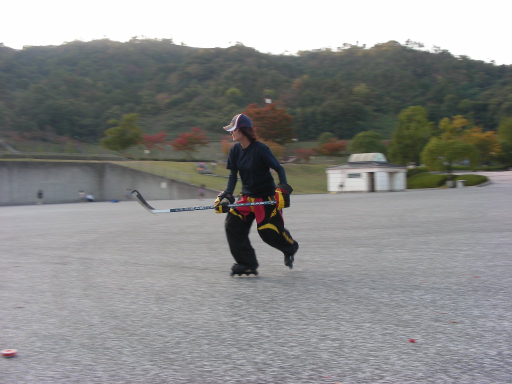���̉摜�̒��쌠��
Hiroshima Inline Hockey League(HIHL)�ɂ���܂��B�摜�f�[�^�̖��f�]�p�͌ł����f��\���グ�܂��B