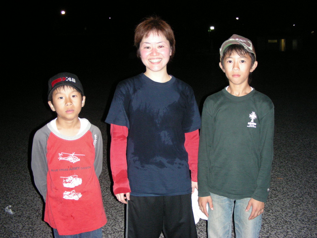 ���̉摜�̒��쌠��
Hiroshima Inline Hockey League(HIHL)�ɂ���܂��B�摜�f�[�^�̖��f�]�p�͌ł����f��\���グ�܂��B