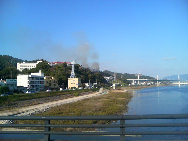 ���̉摜�̒��쌠��
Hiroshima Inline Hockey League(HIHL)�ɂ���܂��B�摜�f�[�^�̖��f�]�p�͌ł����f��\���グ�܂��B